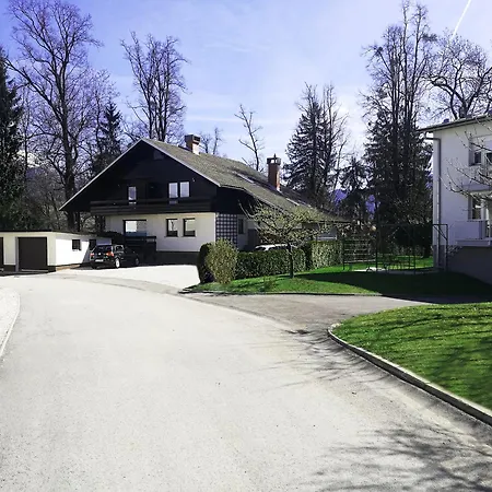 Bassanese Apartment *