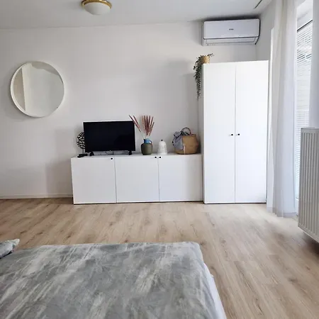 Bassanese Apartment